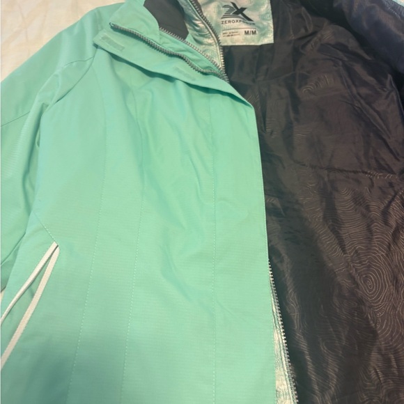 ZeroXposur Women's Light Green Ski Jacket - Picture 7 of 7